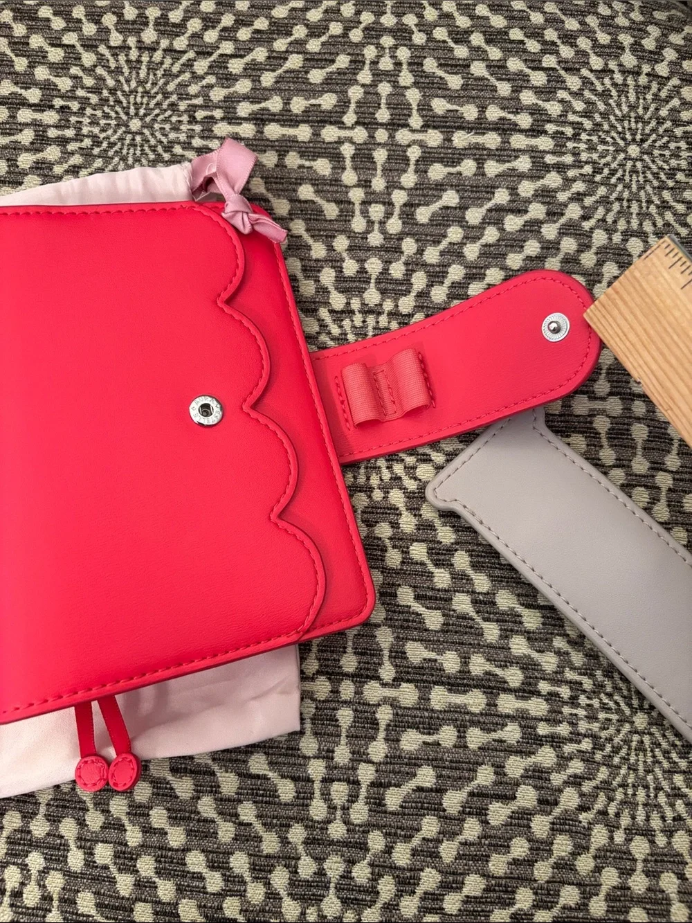 Aura Estelle Passport Size Travelers Style Planner Cover Cherry Red & dustbag